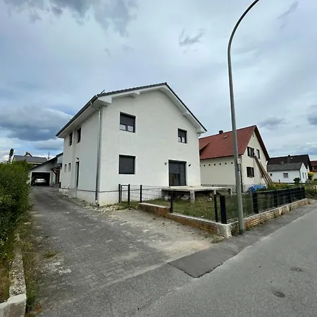 Guest house Im Haus Zu Vermieten Lang/kurzfristig Burglengenfeld